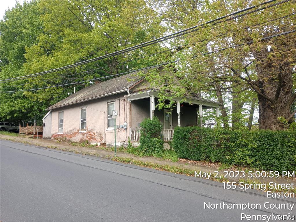 160 Spring Street Easton, PA 18042 - Photo 1 of 35 a house view with a outdoor space