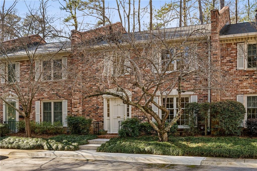 2370 Leafgate Road Decatur, GA 30033 - Photo 3 of 59