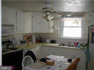 17 Viola Road Phoenixville, PA 19442 - Photo 4 of 5 Gallery Image 4