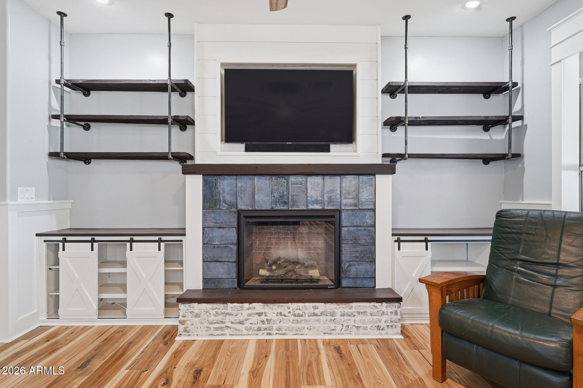 2076 East Willis Road Gilbert, AZ 85297 - Photo 10 of 80 great room