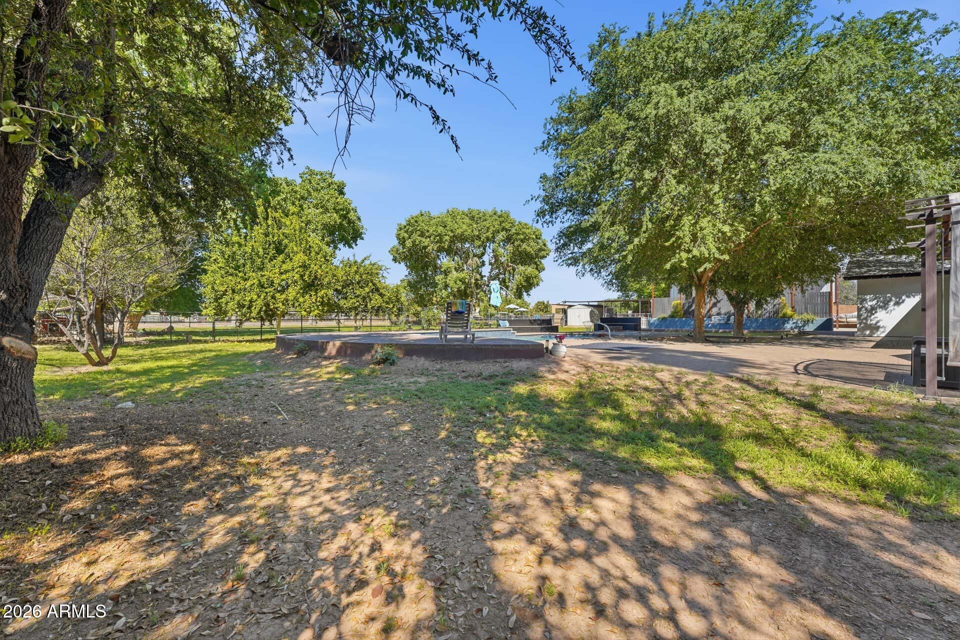 2076 East Willis Road Gilbert, AZ 85297 - Photo 2 of 30 052-backyard