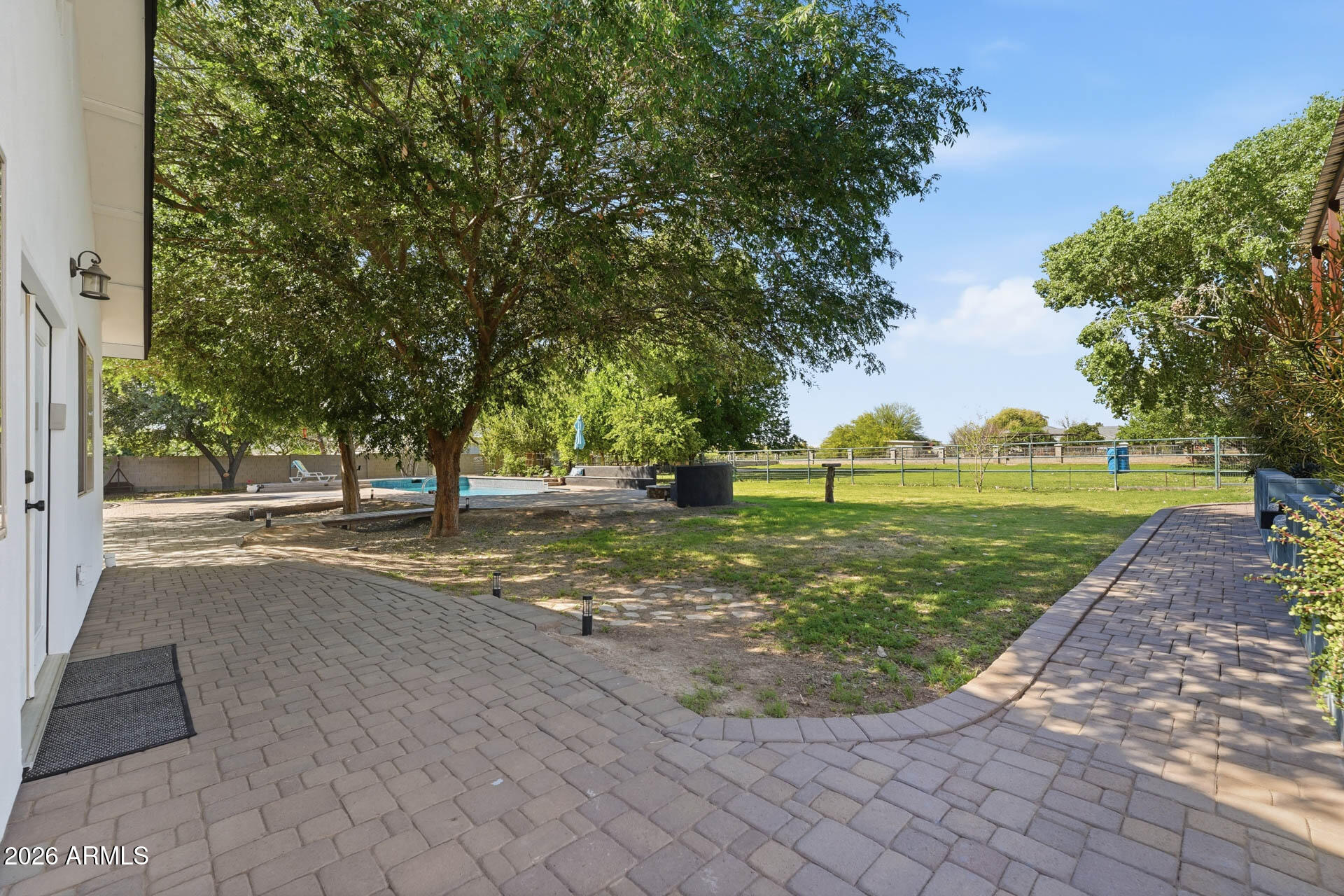 2076 East Willis Road Gilbert, AZ 85297 - Photo 3 of 30 053-backyard