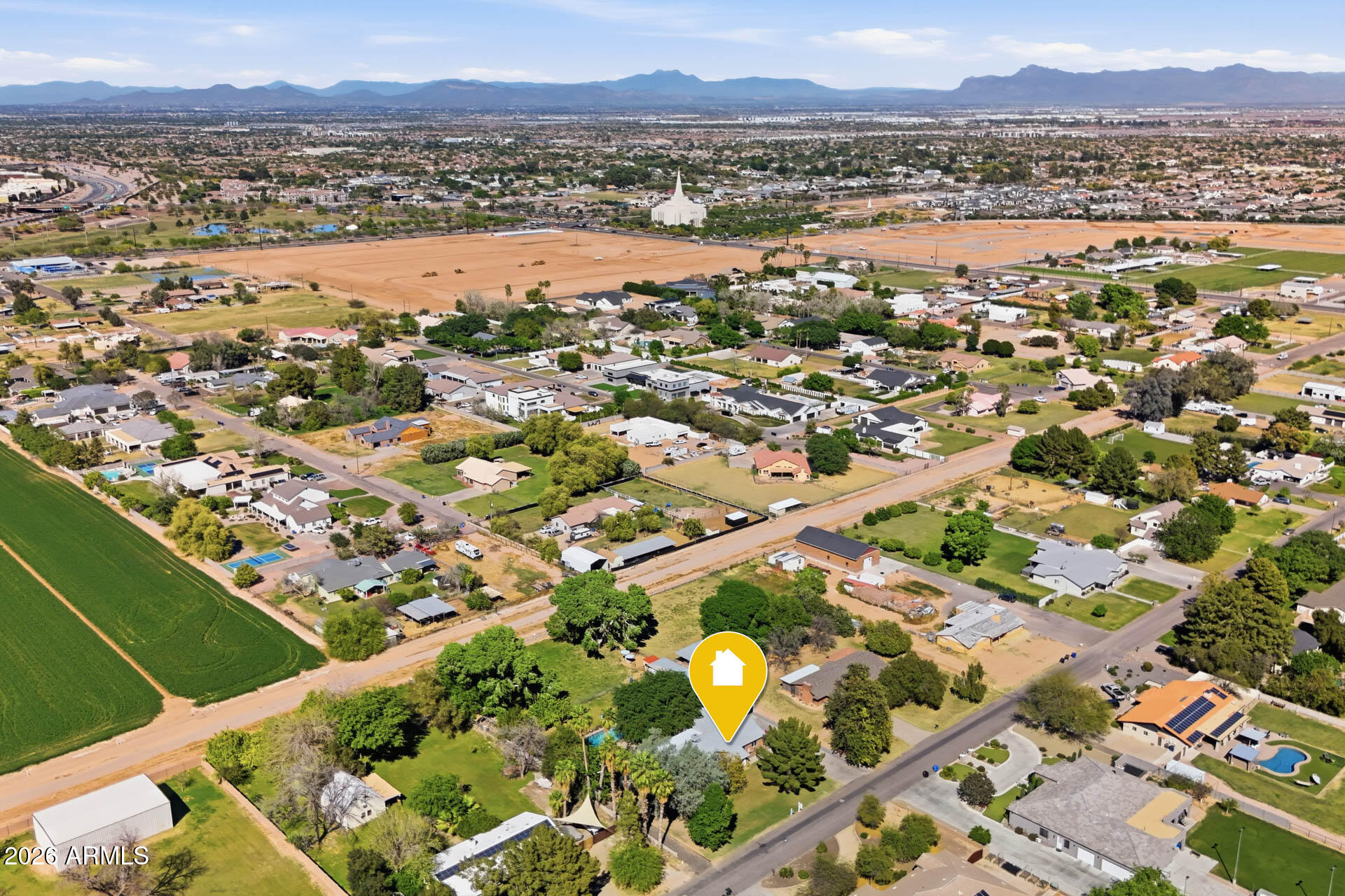 2076 East Willis Road Gilbert, AZ 85297 - Photo 71 of 80 071-aerial