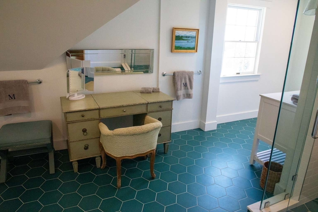 512 River Road Westport, MA 02790 - Photo 23 of 37