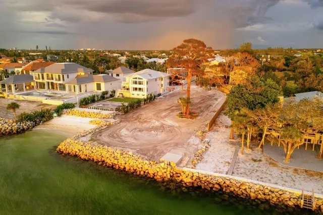 $25,000,000 | 4050 Higel Avenue, Sarasota, FL 34242