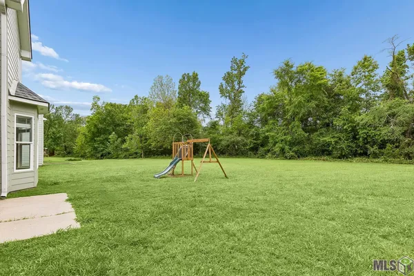$355,000 | 37059 Murphy Webb Avenue, Prairieville, LA 70769