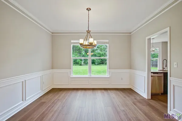 $355,000 | 37059 Murphy Webb Avenue, Prairieville, LA 70769