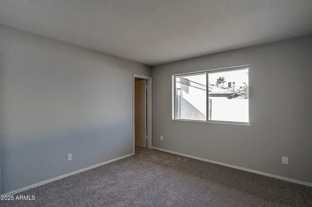 $1,995 | 4249 West Townley Avenue, Phoenix, AZ 85051