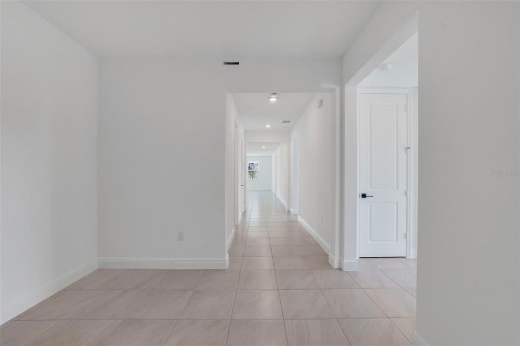 484 Toscano Street Clermont, FL 34715 - Photo 8 of 32