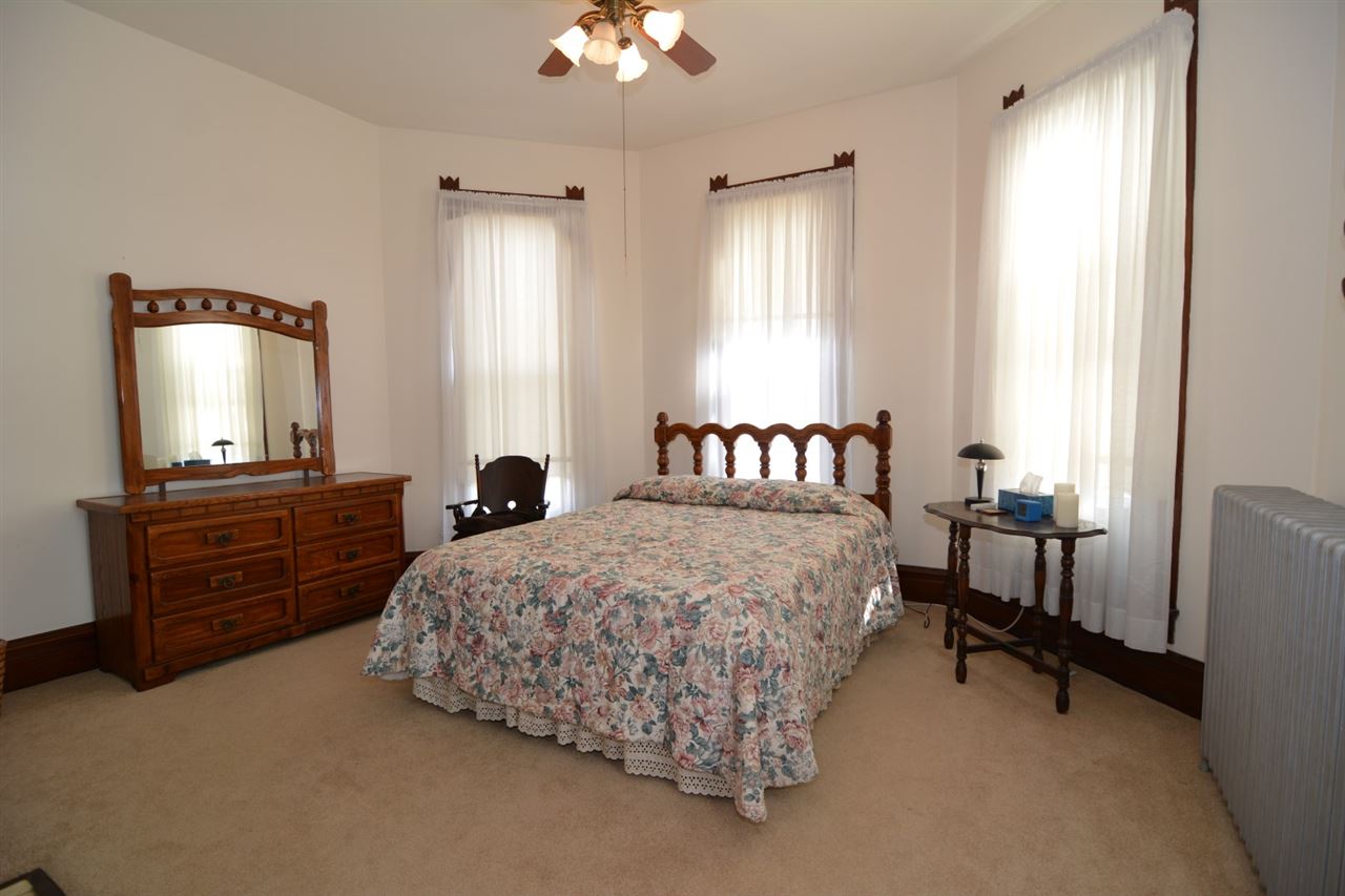 16820 Hepler Road Haubstadt, IN 47639 - Photo 13 of 28 Gallery Image 13