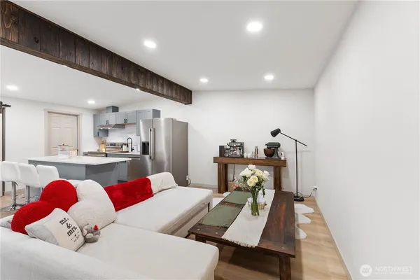 $849,990 | 7415 100th Street East, Puyallup, WA 98373