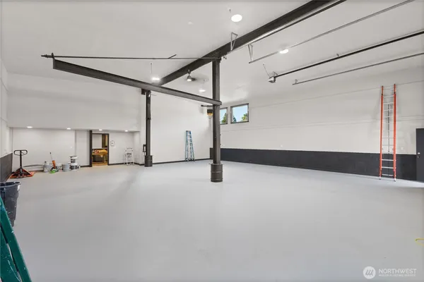 $849,990 | 7415 100th Street East, Puyallup, WA 98373