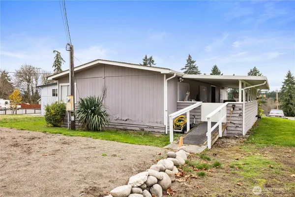 $849,990 | 7415 100th Street East, Puyallup, WA 98373