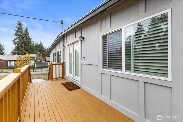 $849,990 | 7415 100th Street East, Puyallup, WA 98373