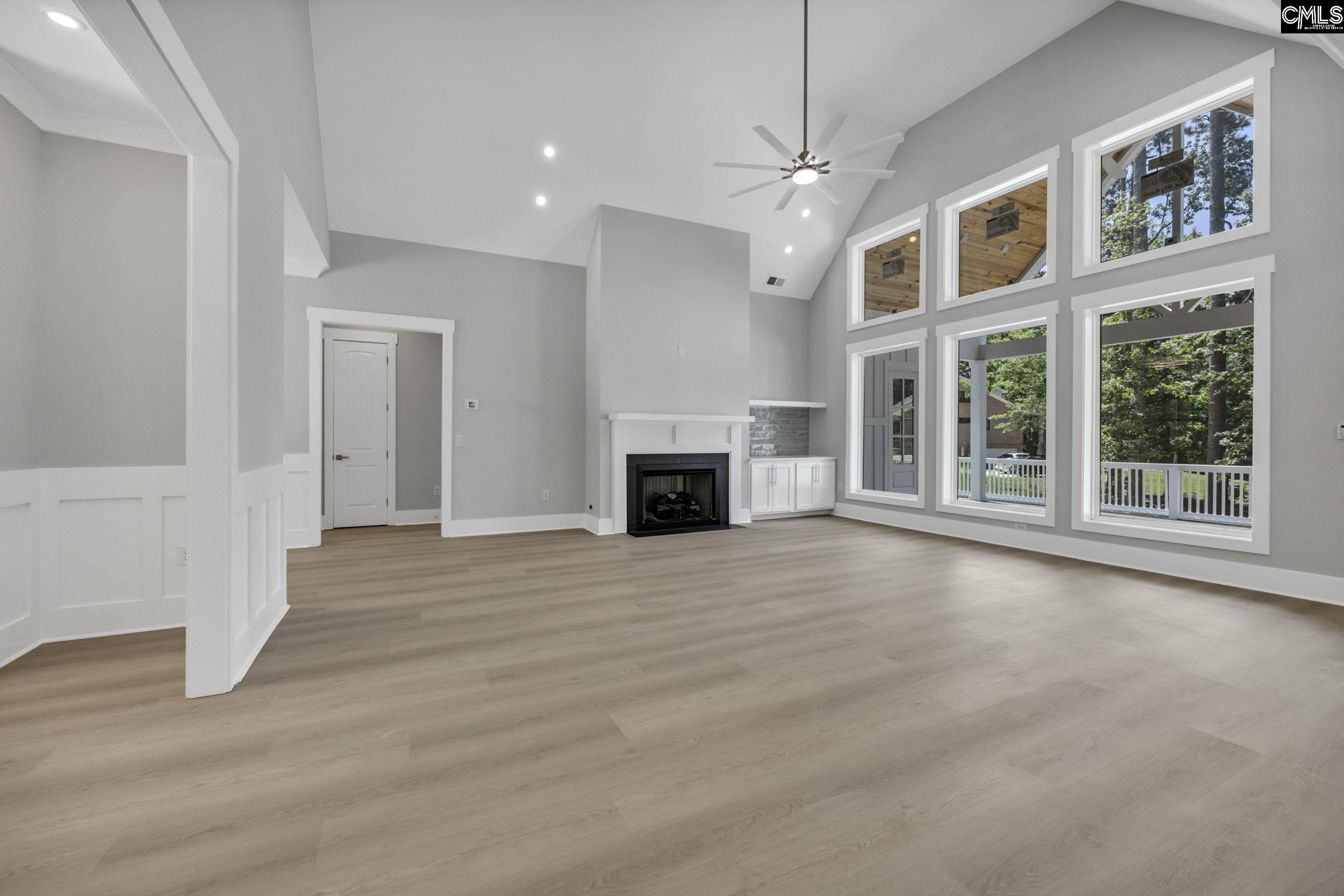 263 Killian Point Road Chapin, SC 29036 - Photo 6 of 67 Gallery Image 6