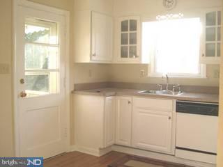 17 Brockton Road Hamilton, NJ 08619 - Photo 3 of 4