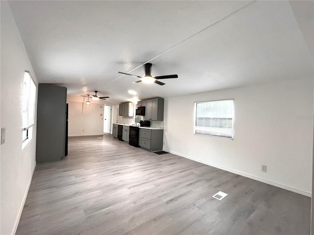 9860 Golden Loop New Port Richey, FL 34654 - Photo 9 of 37 Gallery Image 9