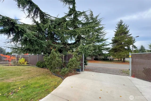 $490,000 | 432 North Govan Avenue, Sequim, WA 98382