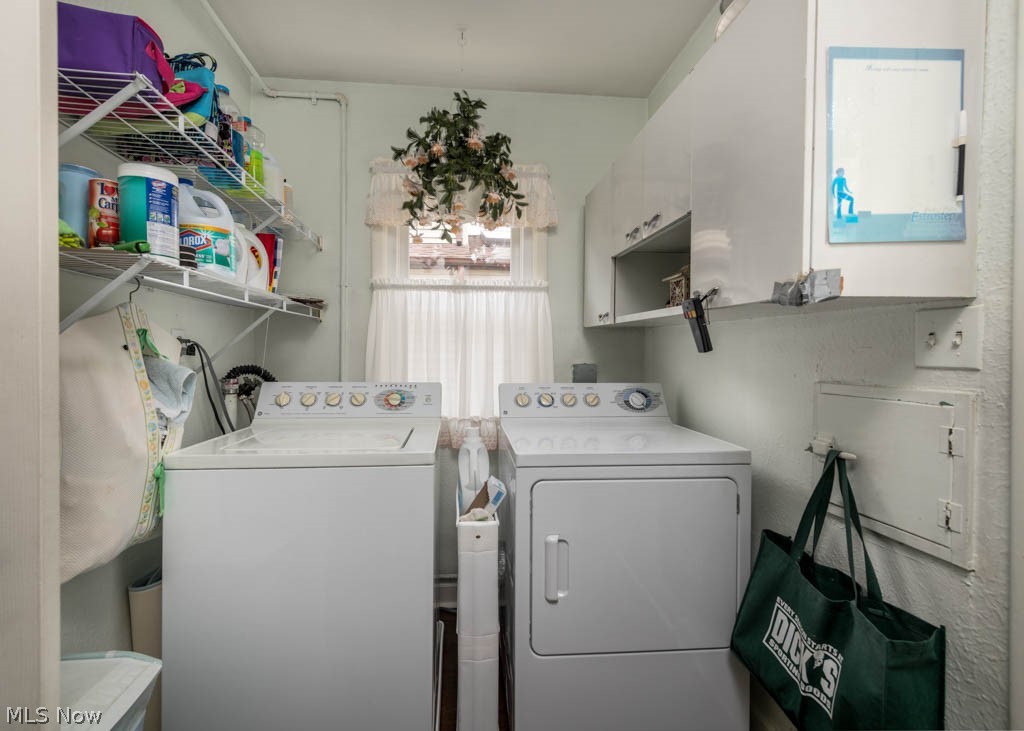 32144 Densmore Road Willowick, OH 44095 - Photo 22 of 27 Laundry Room