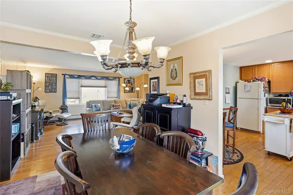 $799,000 | 6 A Carrie Lane, Nanuet, NY 10954