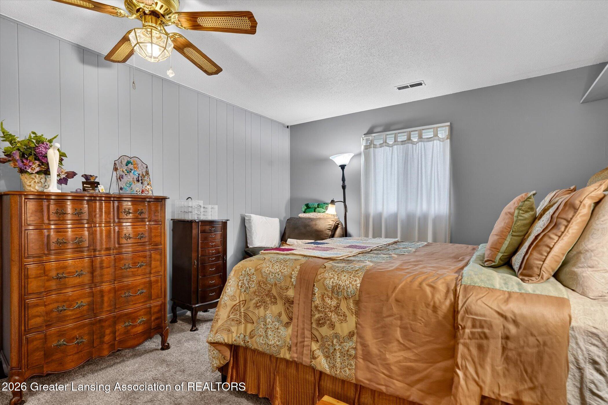 4809 Gull Road, Unit 23 Lansing, MI 48917 - Photo 20 of 26 20-4809-Gull-Rd-apt-23-WindowStill-Real-