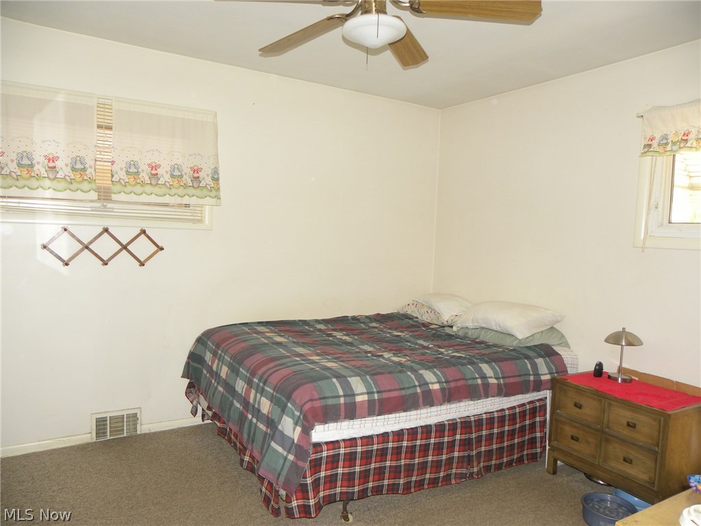 28748 Forest Road Willowick, OH 44095 - Photo 4 of 24