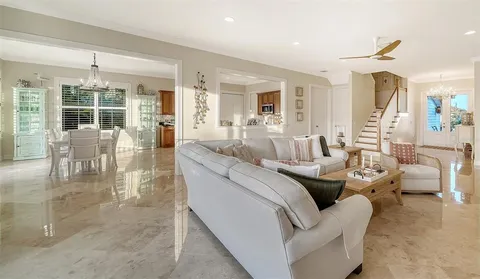 $3,250,000 | 605 North Point Drive, Holmes Beach, FL 34217