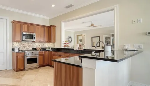 $3,250,000 | 605 North Point Drive, Holmes Beach, FL 34217