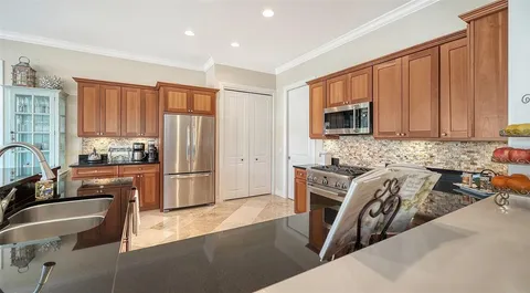 $3,450,000 | 605 North Point Drive, Holmes Beach, FL 34217