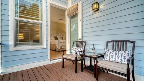 $3,450,000 | 605 North Point Drive, Holmes Beach, FL 34217