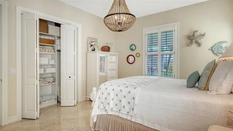 $3,450,000 | 605 North Point Drive, Holmes Beach, FL 34217