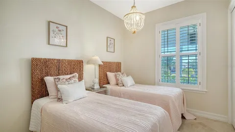 $3,450,000 | 605 North Point Drive, Holmes Beach, FL 34217