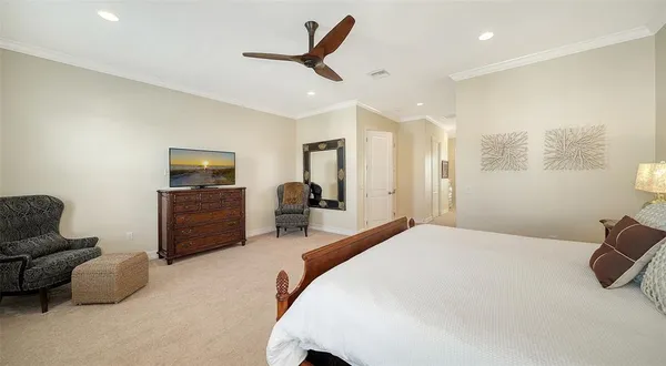 $3,395,000 | 605 North Point Drive, Holmes Beach, FL 34217