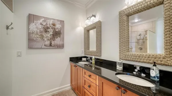 $3,395,000 | 605 North Point Drive, Holmes Beach, FL 34217