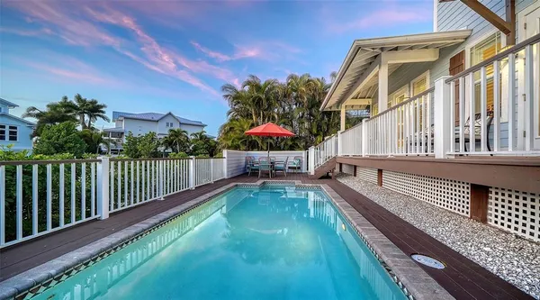 $3,395,000 | 605 North Point Drive, Holmes Beach, FL 34217
