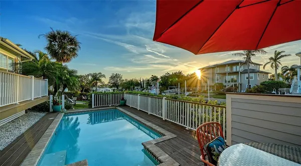 $3,395,000 | 605 North Point Drive, Holmes Beach, FL 34217