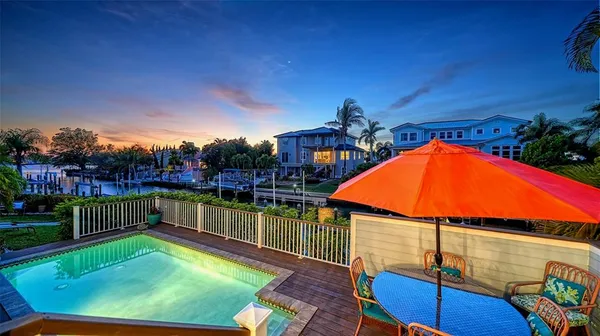 $3,395,000 | 605 North Point Drive, Holmes Beach, FL 34217