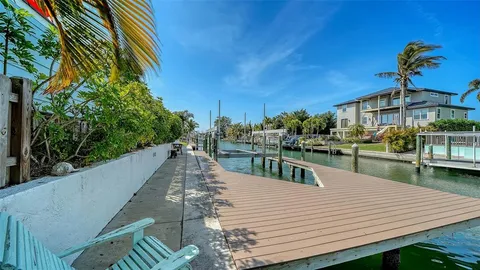 $3,450,000 | 605 North Point Drive, Holmes Beach, FL 34217