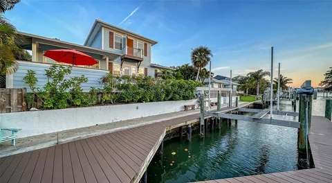 $3,450,000 | 605 North Point Drive, Holmes Beach, FL 34217
