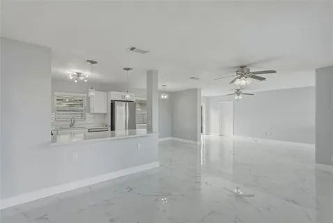 $500,000 | 450 82nd Avenue, St. Pete Beach, FL 33706