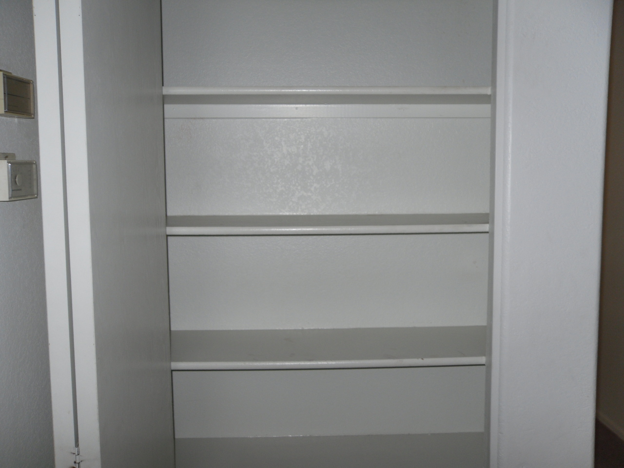 1431 East Carson Road Phoenix, AZ 85042 - Photo 15 of 25 a close view of closet