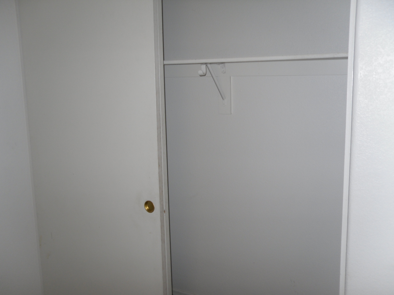 1431 East Carson Road Phoenix, AZ 85042 - Photo 17 of 25 2nd Bedroom Closet