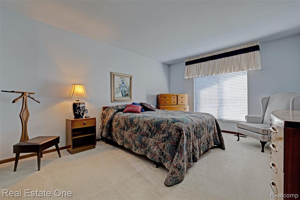 38756 Cheldon Street Clinton Township, MI 48038 - Photo 18 of 49