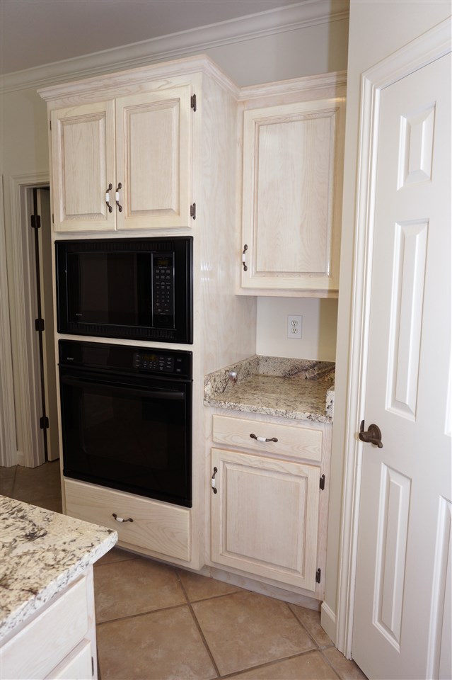 234 General Canby Loop Daphne, AL 36527 - Photo 8 of 24 Built in oven