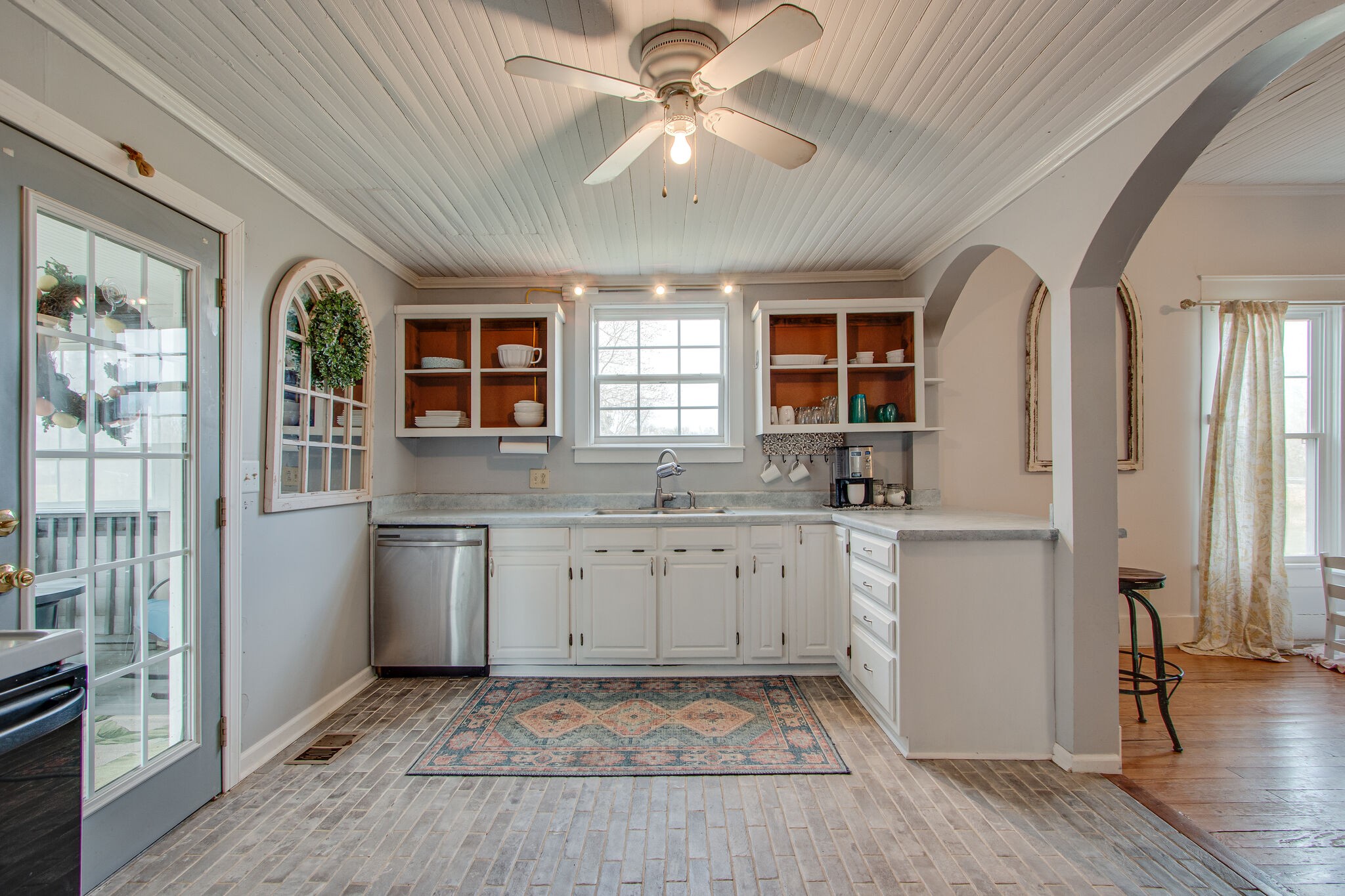 2686 Barfield Road Murfreesboro, TN 37128 - Photo 12 of 39 Gallery Image 12