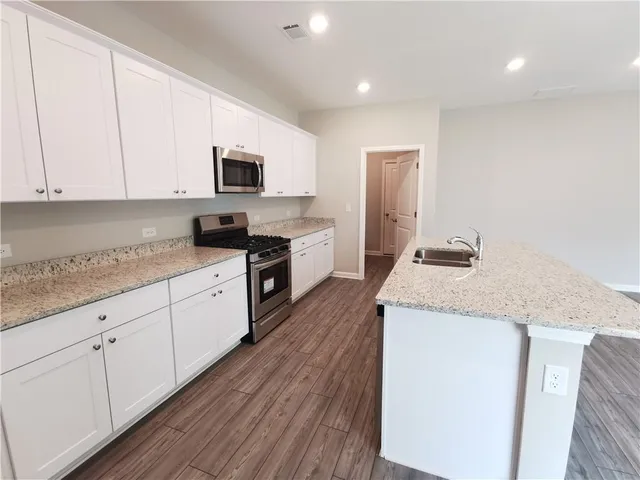 $2,400 | 4616 Waxwing Street, Hoschton, GA 30548