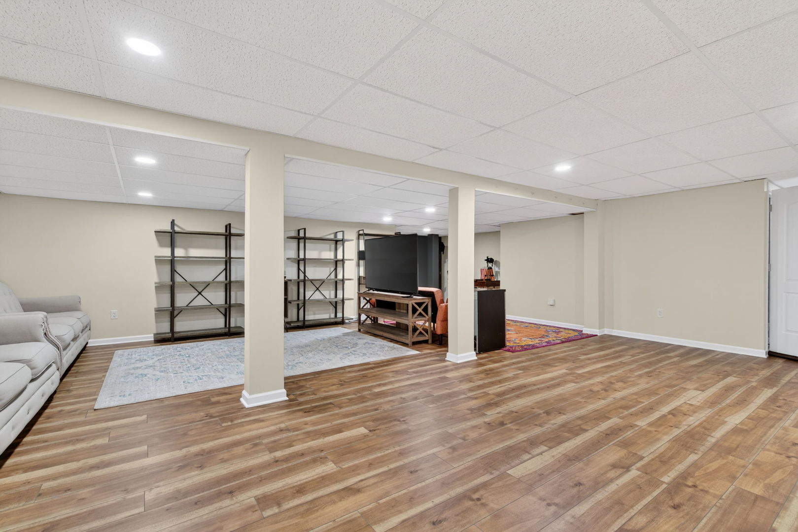 2031 Locust Road Morris, IL 60450 - Photo 22 of 32 a view of a livingroom with a fireplace