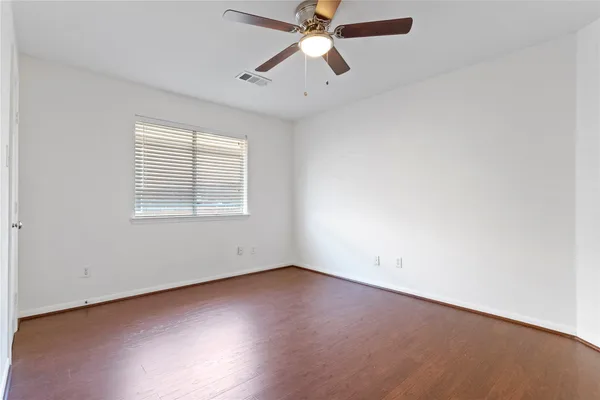$2,275 | 3135 Stratford Bend Drive, Sugar Land, TX 77498