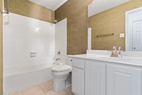 $2,275 | 3135 Stratford Bend Drive, Sugar Land, TX 77498