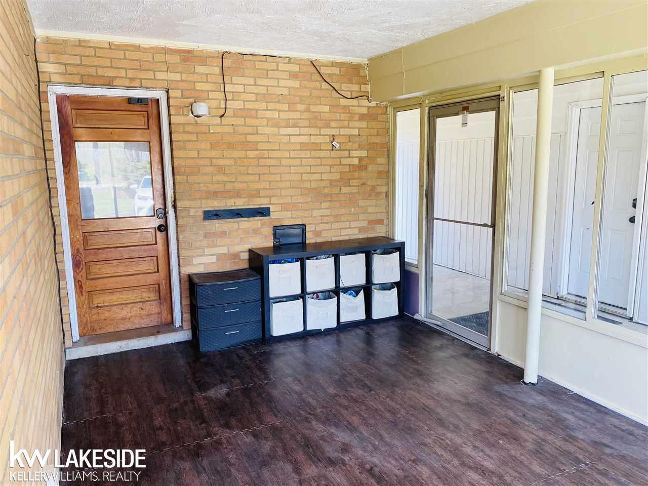 72175 Van Dyke Road Romeo, MI 48065 - Photo 17 of 45 50038054-16.JPG